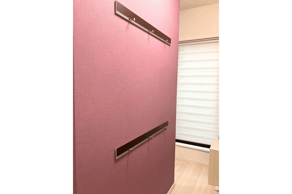 『ウォールメイツ　ハンギングレール』の取り付け方